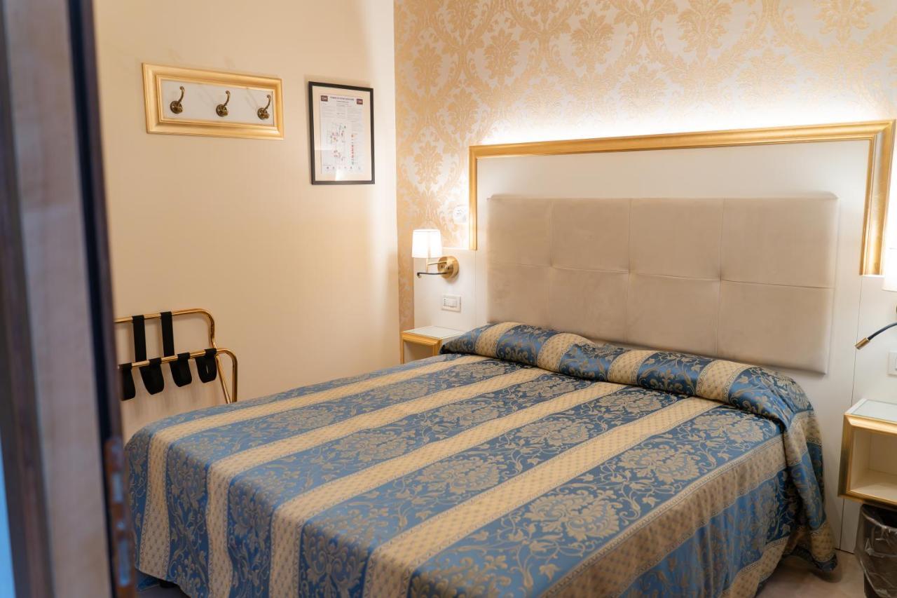 Superior Double or Twin Room,1498561681:JPEG