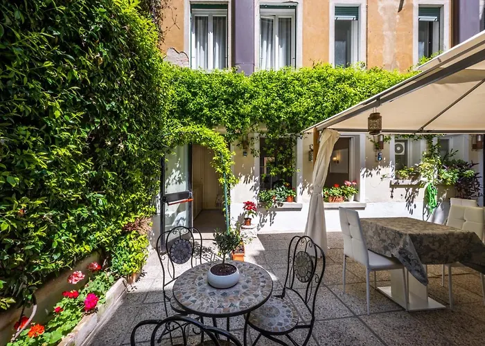 Hotel Apostoli Garden