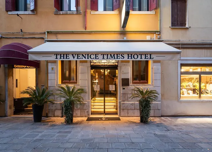 Resort: The Venice Times